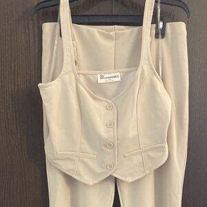 Women's Crop Vest and Pants 2 Piece Set Cream Size L (12-14)